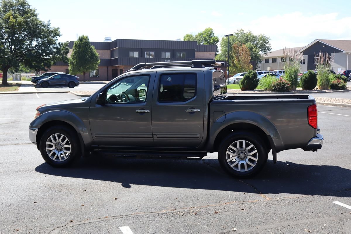 Used 2009 Nissan Frontier LE w/ LE Value Truck Pkg AWD/4WD image 8
