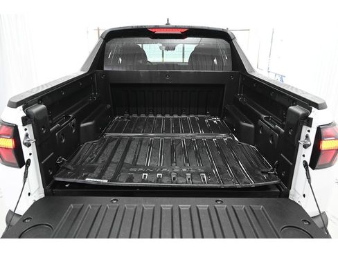 Used 2025 Hyundai Santa Cruz SE image 46