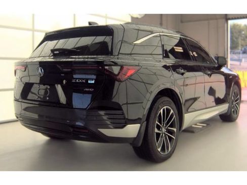 Used 2024 Acura ZDX A-Spec AWD/4WD image 3