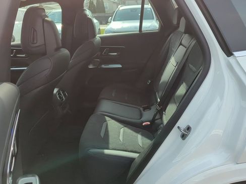 New 2025 Mercedes-Benz GLC 63 AMG S image 16