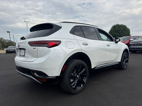 Used 2023 Buick Envision Essence w/ Technology Package I AWD/4WD image 7