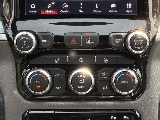 Used 2022 RAM 1500 Big Horn AWD/4WD image 22