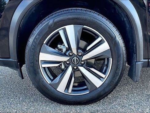 Certified 2024 Nissan Rogue SL AWD/4WD image 7