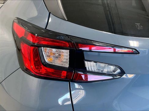 Used 2024 Subaru Crosstrek 2.0i Premium image 34