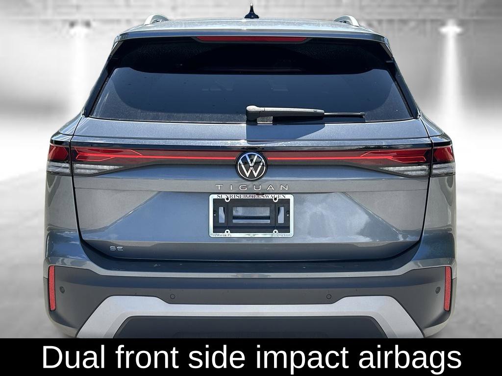 Certified 2025 Volkswagen Tiguan SE FWD image 6