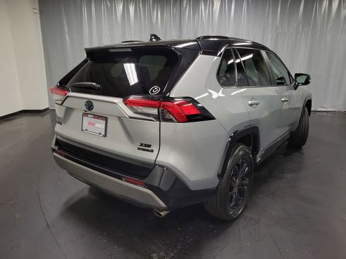 Used 2023 Toyota RAV4 XSE w/ XSE Grade Weather Package AWD/4WD image 8