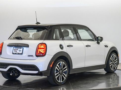 Used 2024 MINI Cooper S FWD image 5