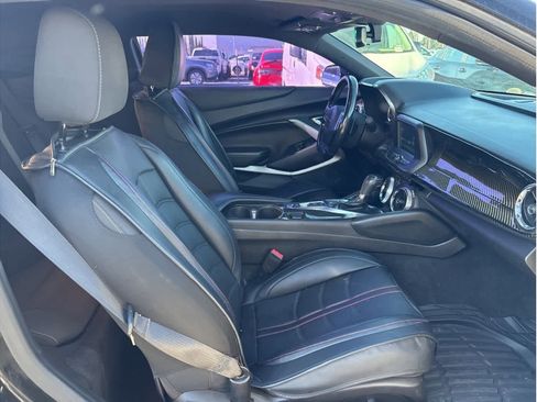 Used 2018 Chevrolet Camaro LT w/ RS Package image 14