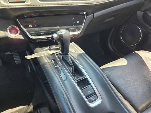 Used 2016 Honda HR-V EX-L image 18