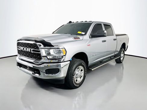 Used 2022 RAM 2500 Tradesman AWD/4WD image 3