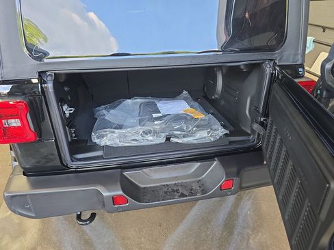 New 2026 Jeep Wrangler Sahara image 13