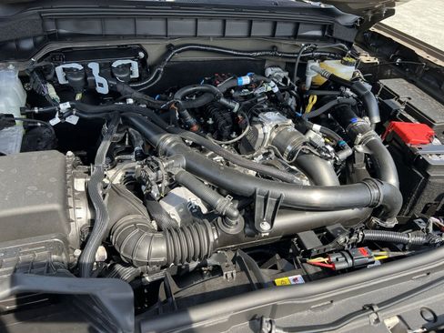 New 2026 Ford Bronco Outer Banks w/ Sasquatch Package image 27