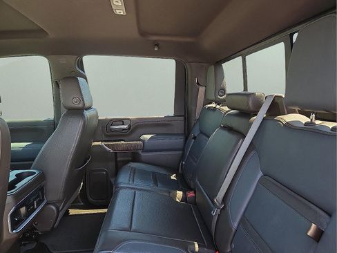 Used 2022 GMC Sierra 2500 Denali AWD/4WD image 10