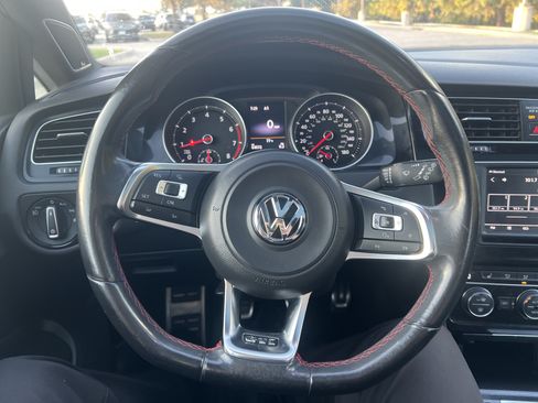 Used 2016 Volkswagen GTI Autobahn w/ Lighting Package (SEL) FWD image 15