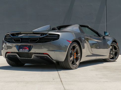 Used 2014 McLaren MP4-12C Spider RWD image 10