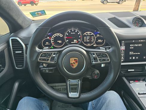 Used 2020 Porsche Cayenne Turbo AWD/4WD image 6