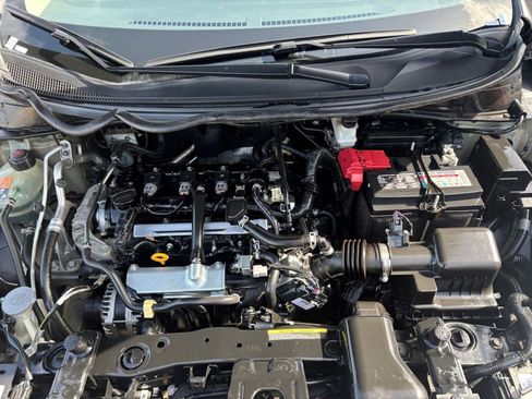 Used 2025 Nissan Versa SV FWD image 30