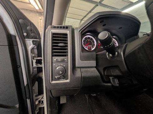 Used 2016 RAM 1500 Express w/ Popular Equipment Group RWD image 34
