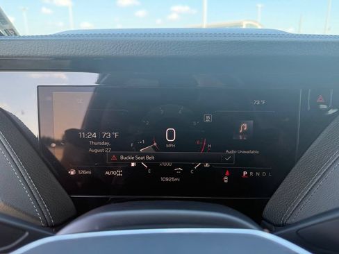 Used 2026 GMC Yukon Denali w/ Sun & Power Step Package AWD/4WD image 22