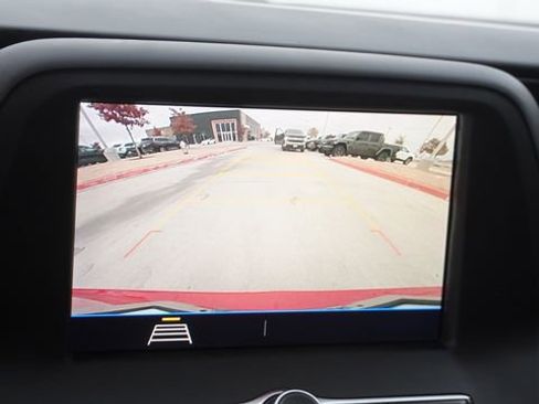 Used 2020 Chevrolet Camaro LT image 18