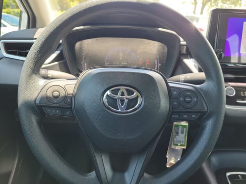 Used 2026 Toyota Corolla LE FWD image 23