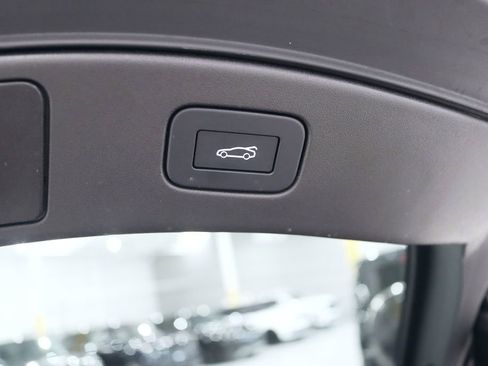 Used 2024 Jaguar F-TYPE R AWD/4WD image 36