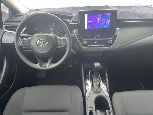 Used 2024 Toyota Corolla LE image 12