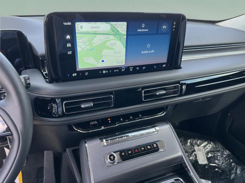 New 2026 Lincoln Aviator 2WD image 15