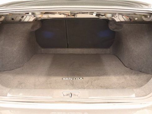 Used 2024 Nissan Sentra SR FWD image 27