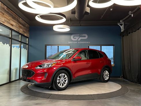 Used 2020 Ford Escape SE FWD image 7