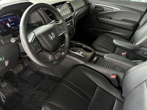 Certified 2023 Honda Passport TrailSport image 11