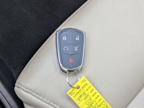 Used 2019 Cadillac XT5 Luxury image 35