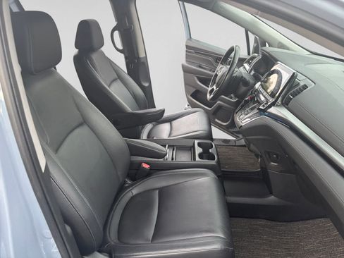 Used 2023 Honda Odyssey Touring image 16