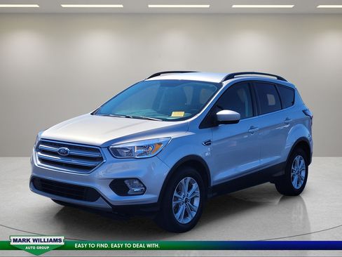 Used 2018 Ford Escape SE AWD/4WD image 8