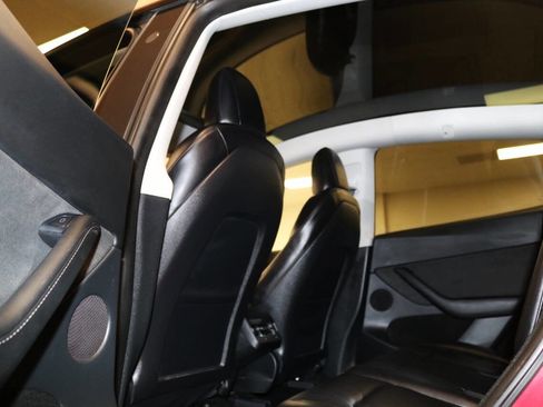 Used 2023 Tesla Model Y Performance image 63