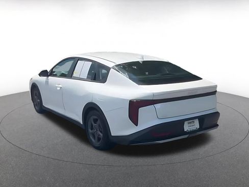 Used 2026 Kia K4 FWD image 11