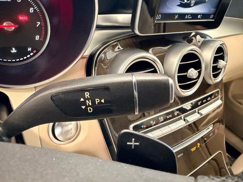 Used 2019 Mercedes-Benz GLC 300 image 38