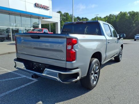 Used 2023 Chevrolet Silverado 1500 LT image 3