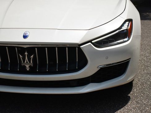 Used 2019 Maserati Ghibli GranLusso RWD image 31