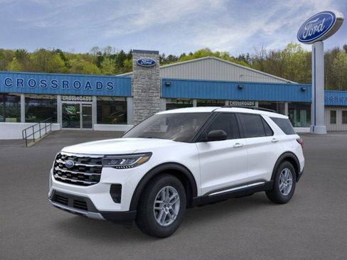 New 2025 Ford Explorer Active image 1