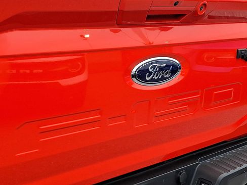 Certified 2022 Ford F150 Raptor w/ Equipment Group 801A High AWD/4WD image 30