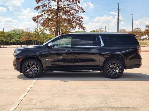 Used 2023 Chevrolet Suburban Premier w/ Premium Package AWD/4WD image 4