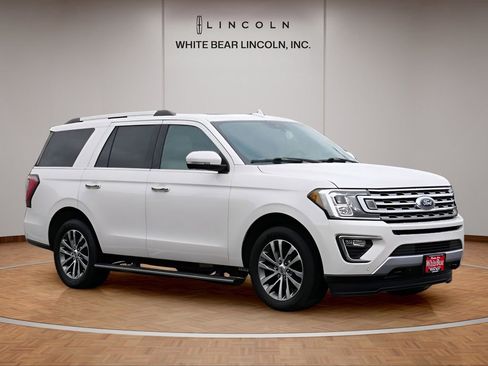 Used 2018 Ford Expedition Limited AWD/4WD image 3