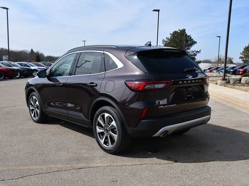 Used 2023 Ford Escape Platinum w/ Premium Technology Package image 4