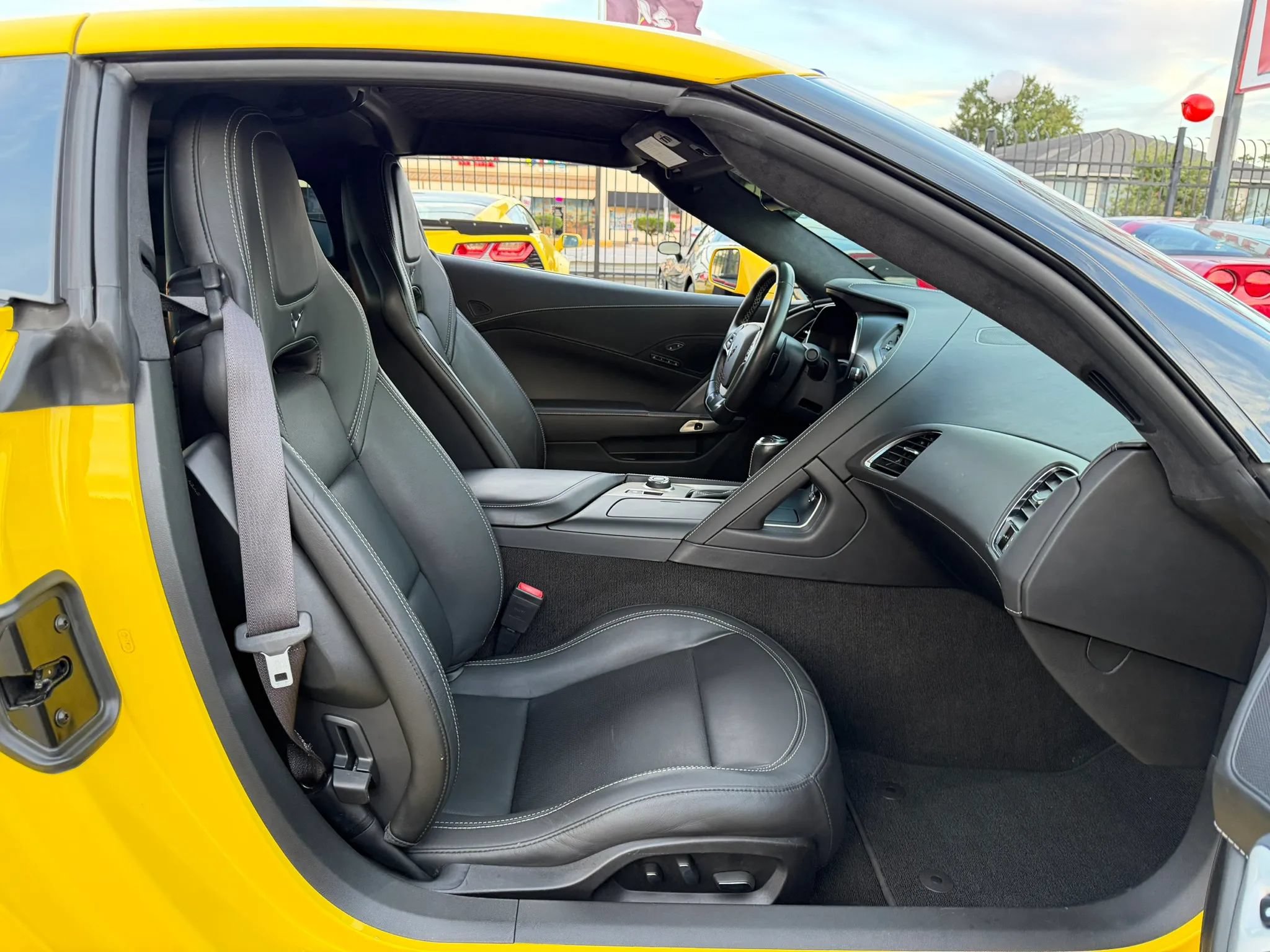 Used 2017 Chevrolet Corvette Grand Sport RWD image 23
