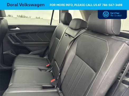Certified 2024 Volkswagen Tiguan SE w/ Panoramic Sunroof Package image 22