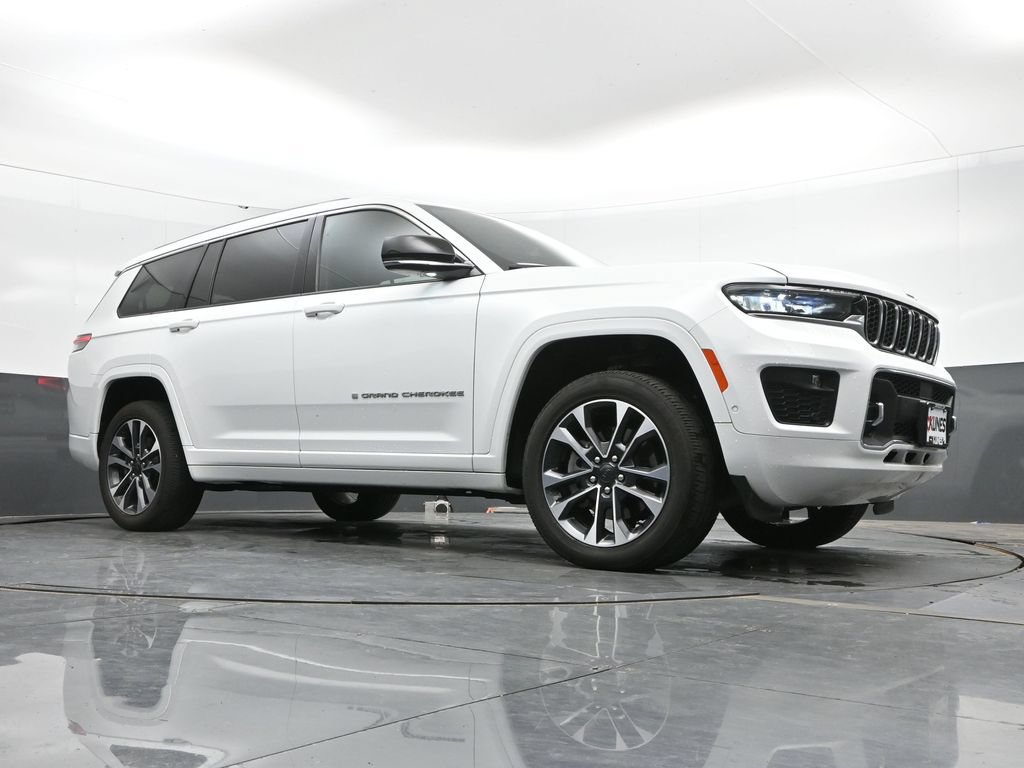 Used 2024 Jeep Grand Cherokee L Overland w/ Trailer Tow Package AWD/4WD image 46