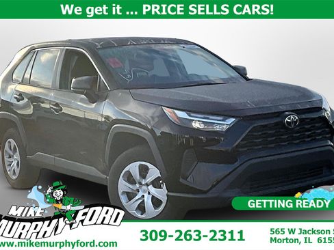 Used 2025 Toyota RAV4 LE AWD/4WD image 1
