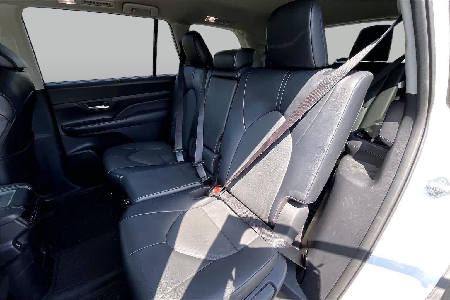 Used 2024 Toyota Grand Highlander FWD image 20