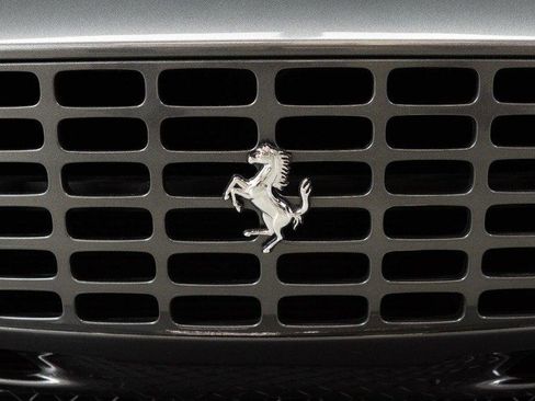 Certified 2023 Ferrari Roma image 18